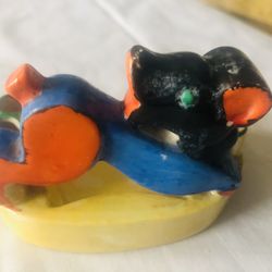 Mid Century With Dog And Cigarette Holder 4 inches No Chips Or Nicks