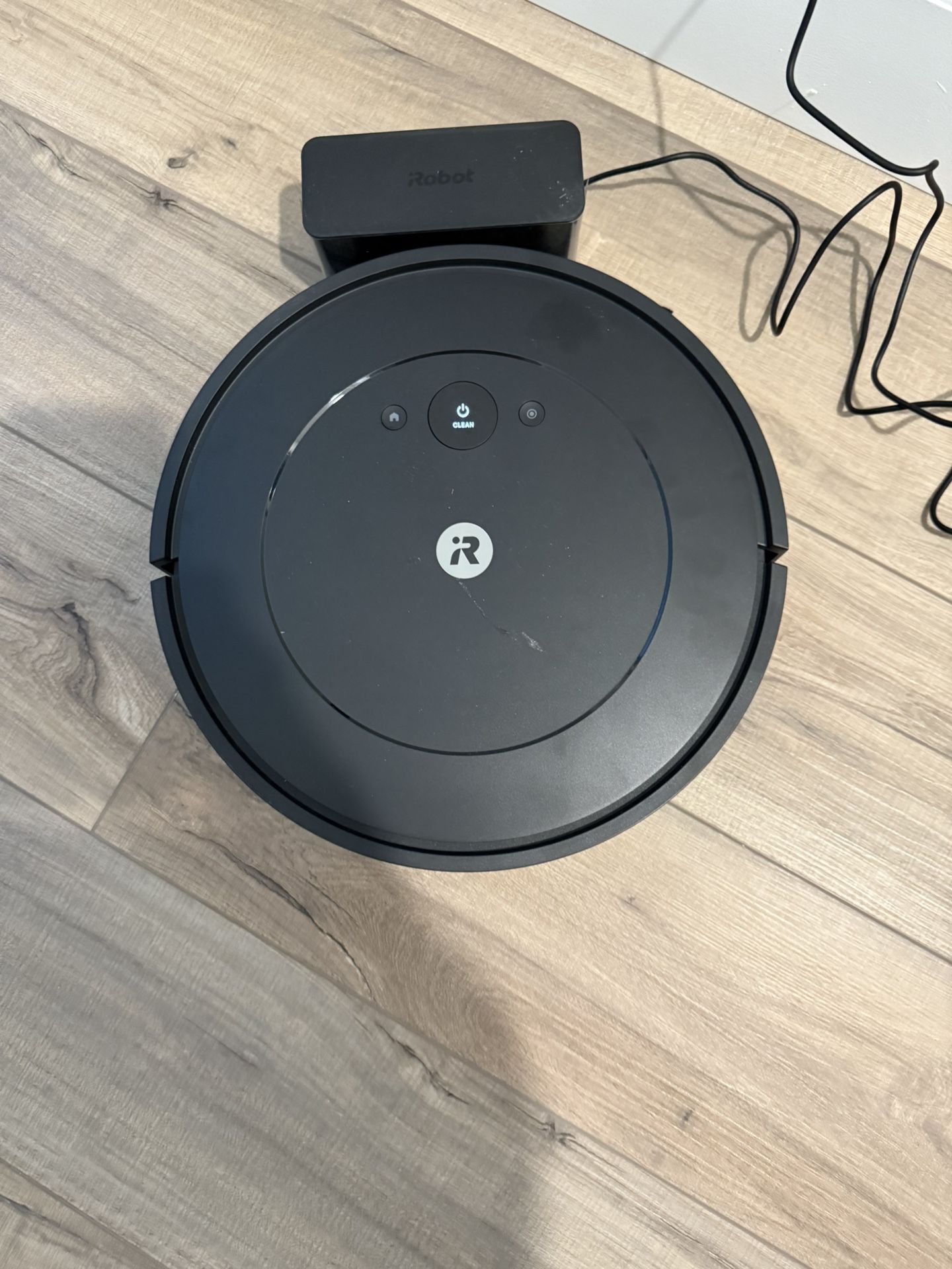 Roomba Combo Y011020