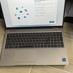 Dell Latitude 5520 Laptop Computer 