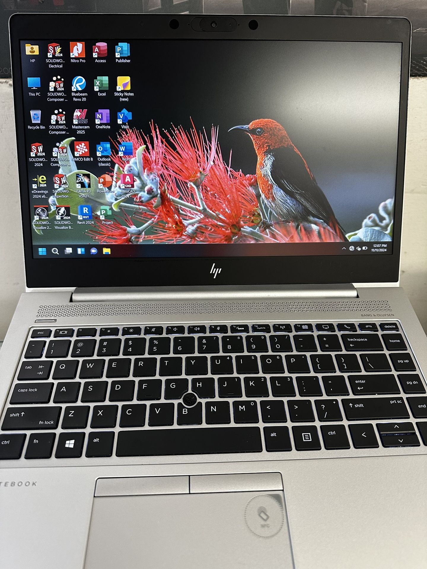 Hp Laptop 💻 With Mastercam 2025 Solidworks