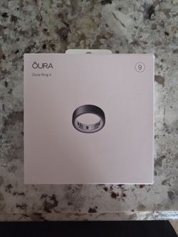 Oura ring 4 size 9 stealth