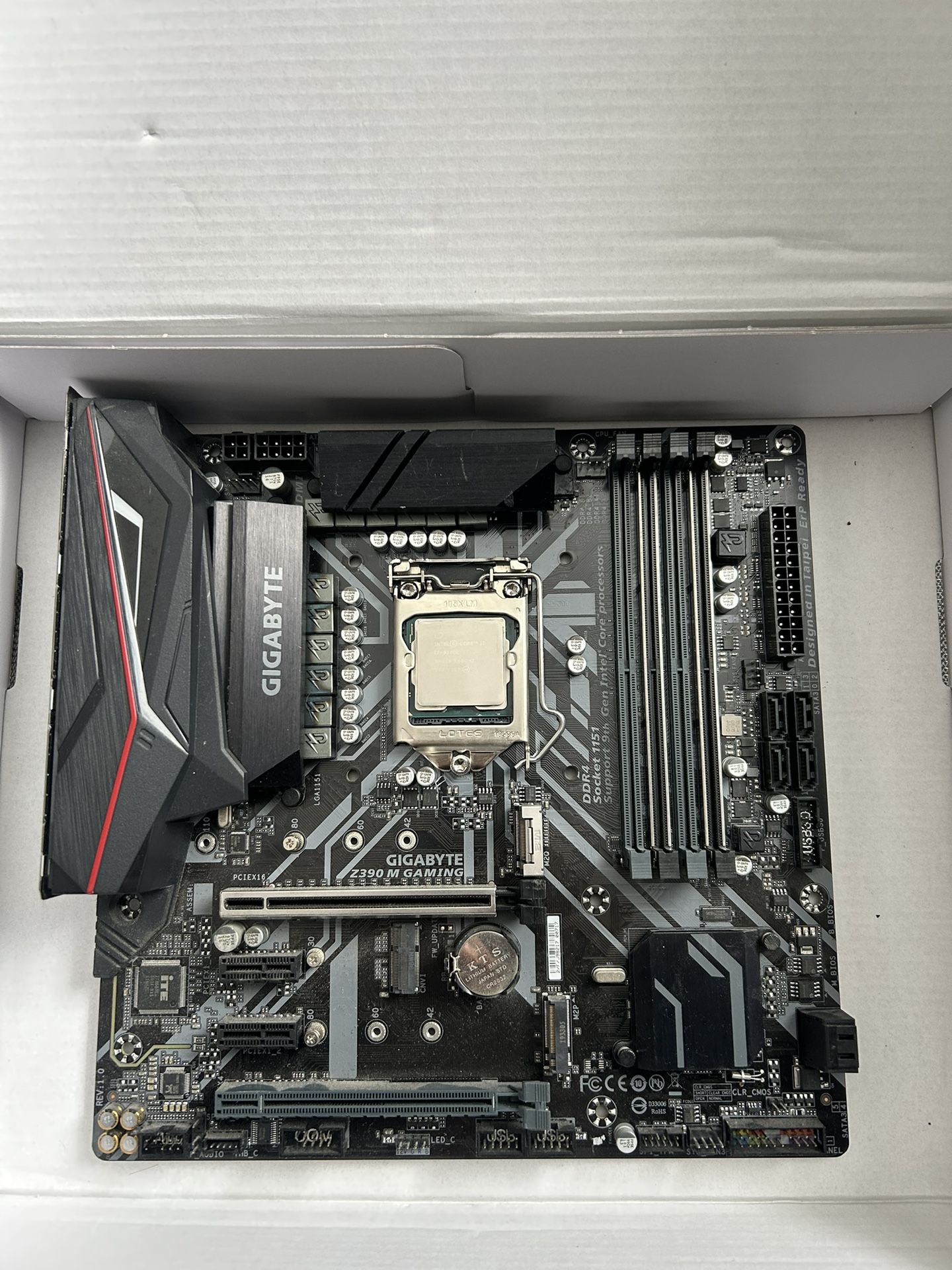 i7-9700K + Gigabyte Z390M Gaming
