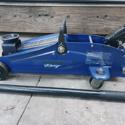 Good year racing mini floor jack 1 1/2 ,Ton