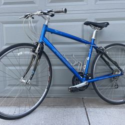 Women’s Specialized Hybrid Bike