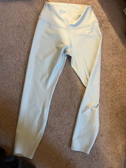 Womens Alo leggings