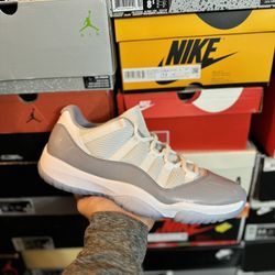 Jordan Cement Grey 11 Low size 10.5 VNDS
