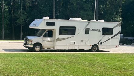 Class C RV 2014 Thor Majestic 28A