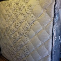 Brand New King Size Pillowtop Mattress Included Box Spring Free Delivery Depends On Location 