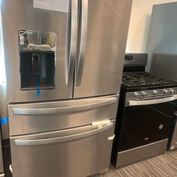 Whirlpool Refrigerator And Gas Range Kitchen Set