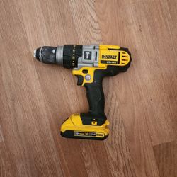 DE WALT 20V  MAX  DRILL