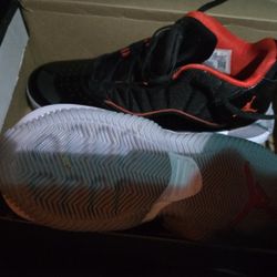 Jordan stay loyal size 9.5 shoes