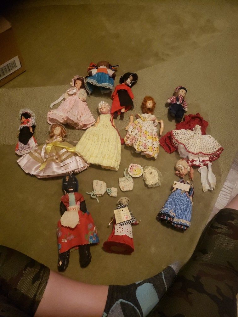 Antique Dolls