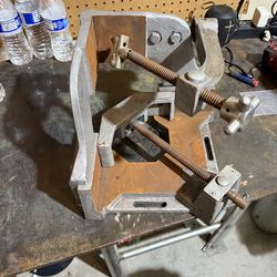 Strong Hand Tools 3-Axis Welders Angle Clamp