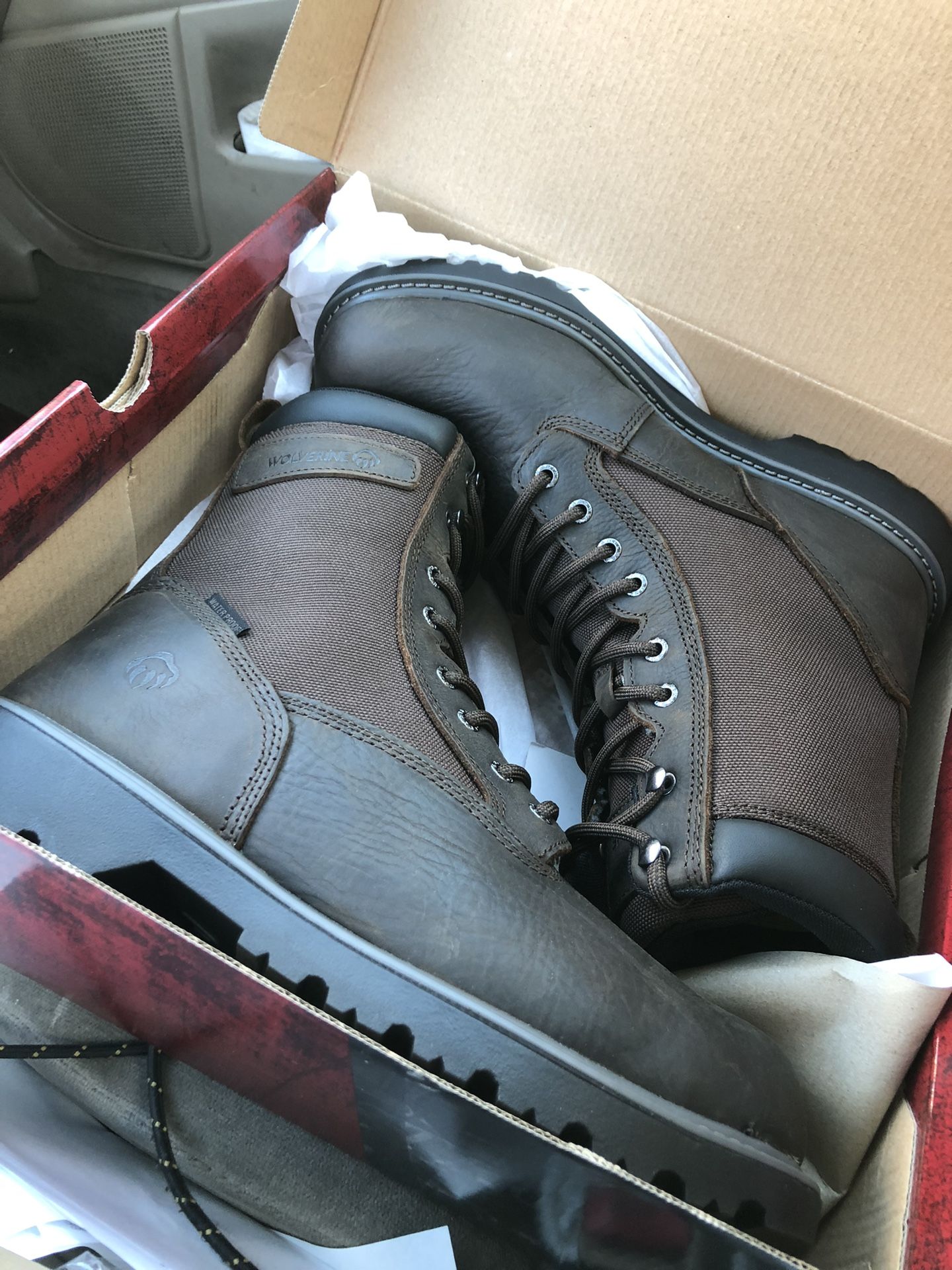 Wolverine Men's Floorhand Dark Brown Insulated 10.5 Round Steel Toe Work Boots