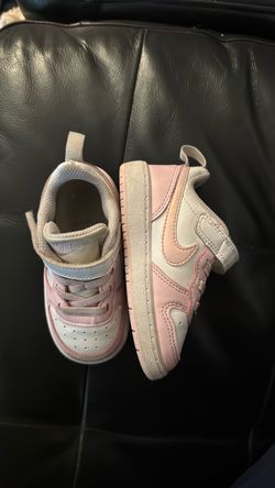 Girl Nike size 7c