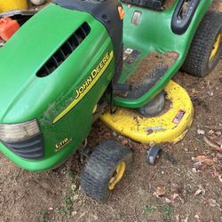 John Deer tractor 