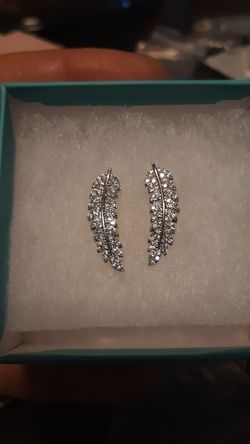 Sterling silver. 925