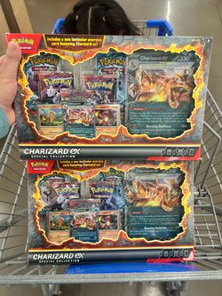 Pokémon Charizard ex Special Collection Box