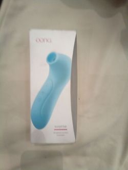 Oona Surprise Suction Massager