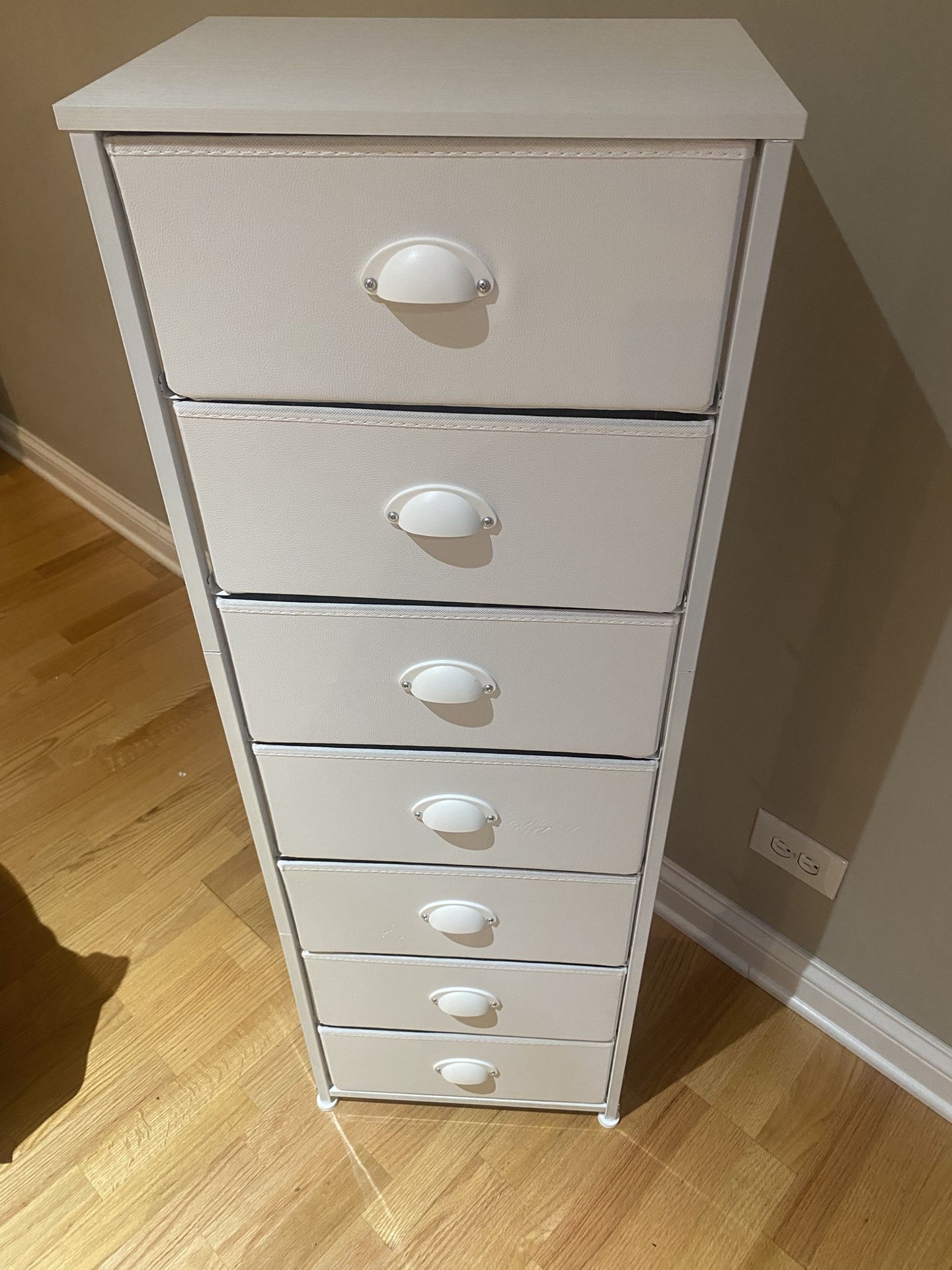 Furnulem White Tall Dresser for Bedroom with 7 Drawers