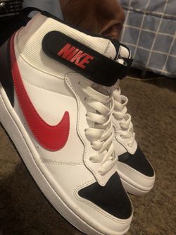 Jordan 1 Mid 
