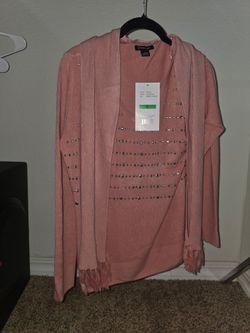 Women’s Pink Sweater Size Large New