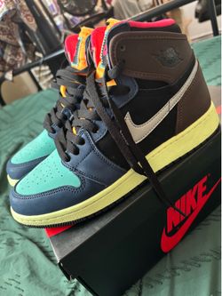 AIR JORDAN RETROS