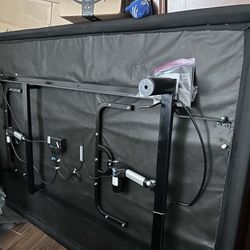 Ergomotion ADJUSTABLE Bed  QUEEN SIZE  NEW. 