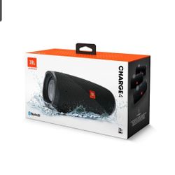JBL Charge 4 portable Bluetooth Speaker- Black 