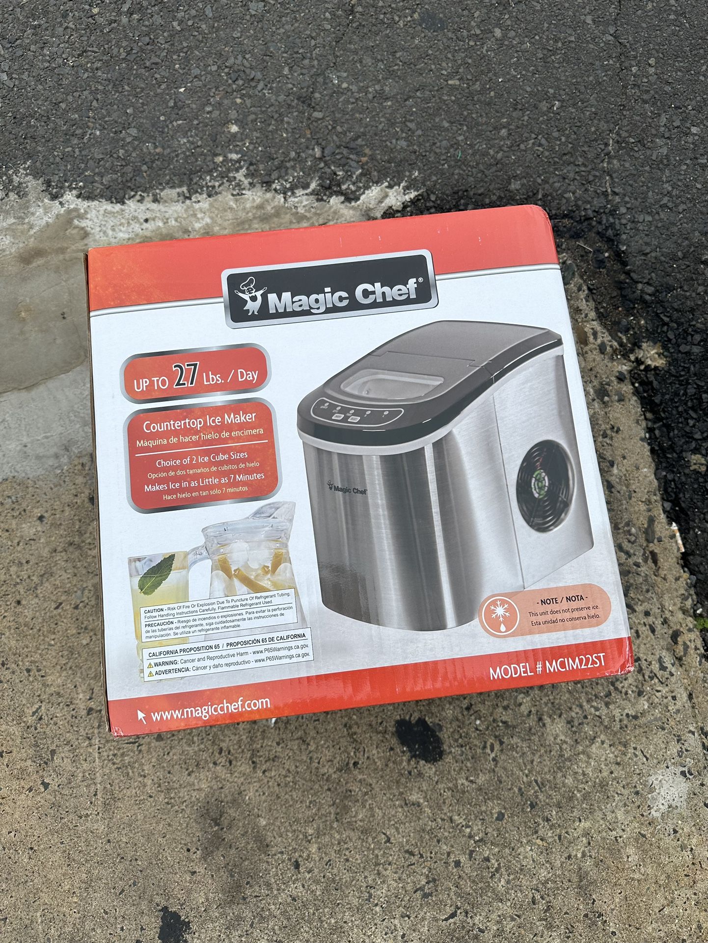 Magic Chef Ice Maker NIB