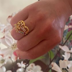 Mom Mother’s Day Ring. Perfect gift! Ring Size 7 