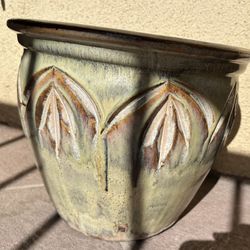 Beige brown ceramic Planter