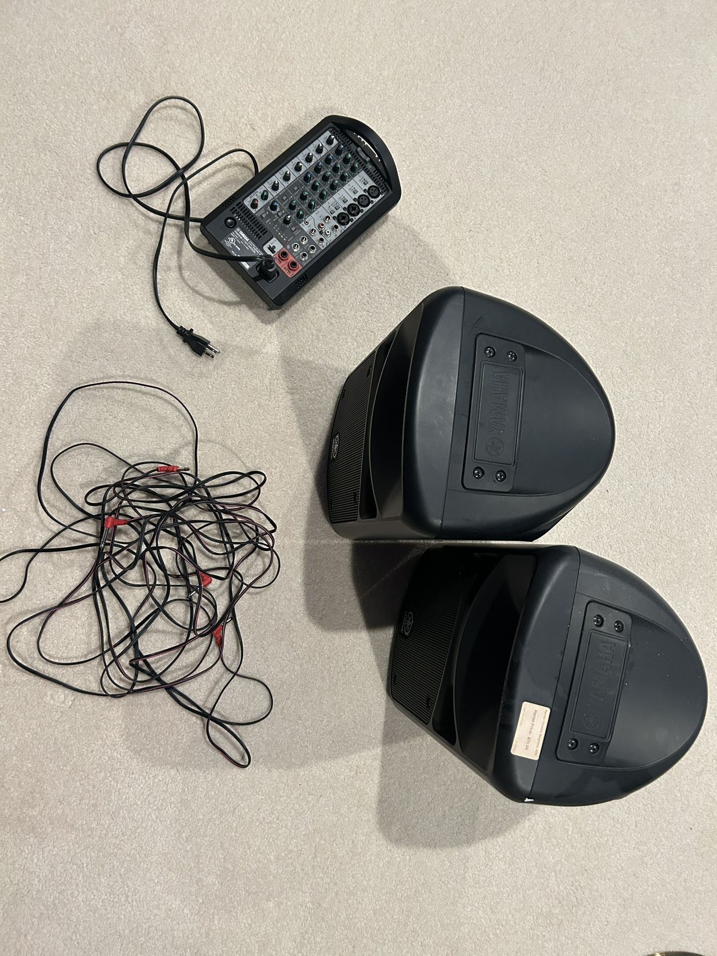 NEED GONE ASAP - Yamaha STAGEPAS 400BT Portable PA System – Full Set