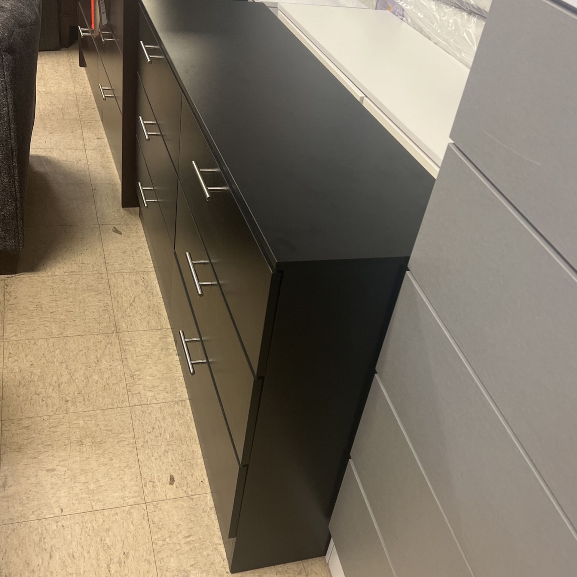 Dresser brown white or black 399 brand new