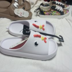 CHICKEN SLIDE ONS SIZE 2-3