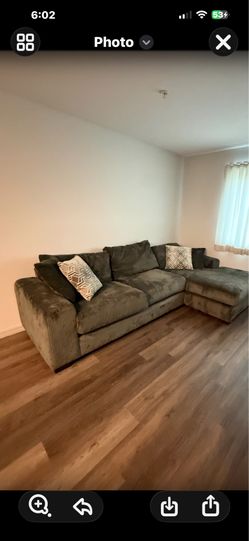 2 Pc Right Arm Chaise Sectional
