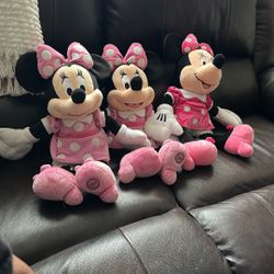 3x Disney Store Minnie Mouse plushies 