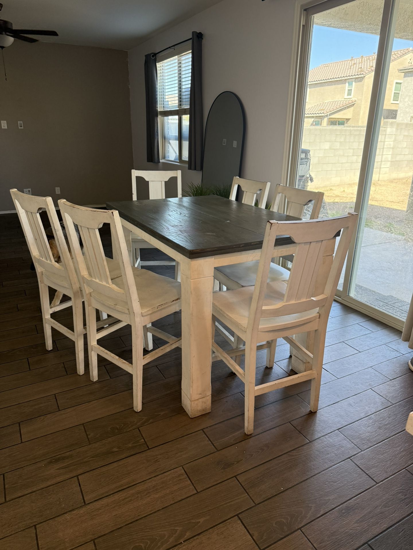 Kitchen table