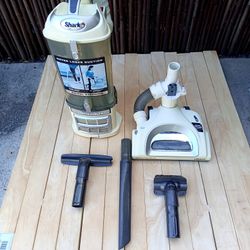 Shark Navigator Lift Away Vacuum Cleaner