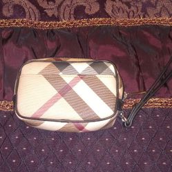 2000's vintage burberry bag