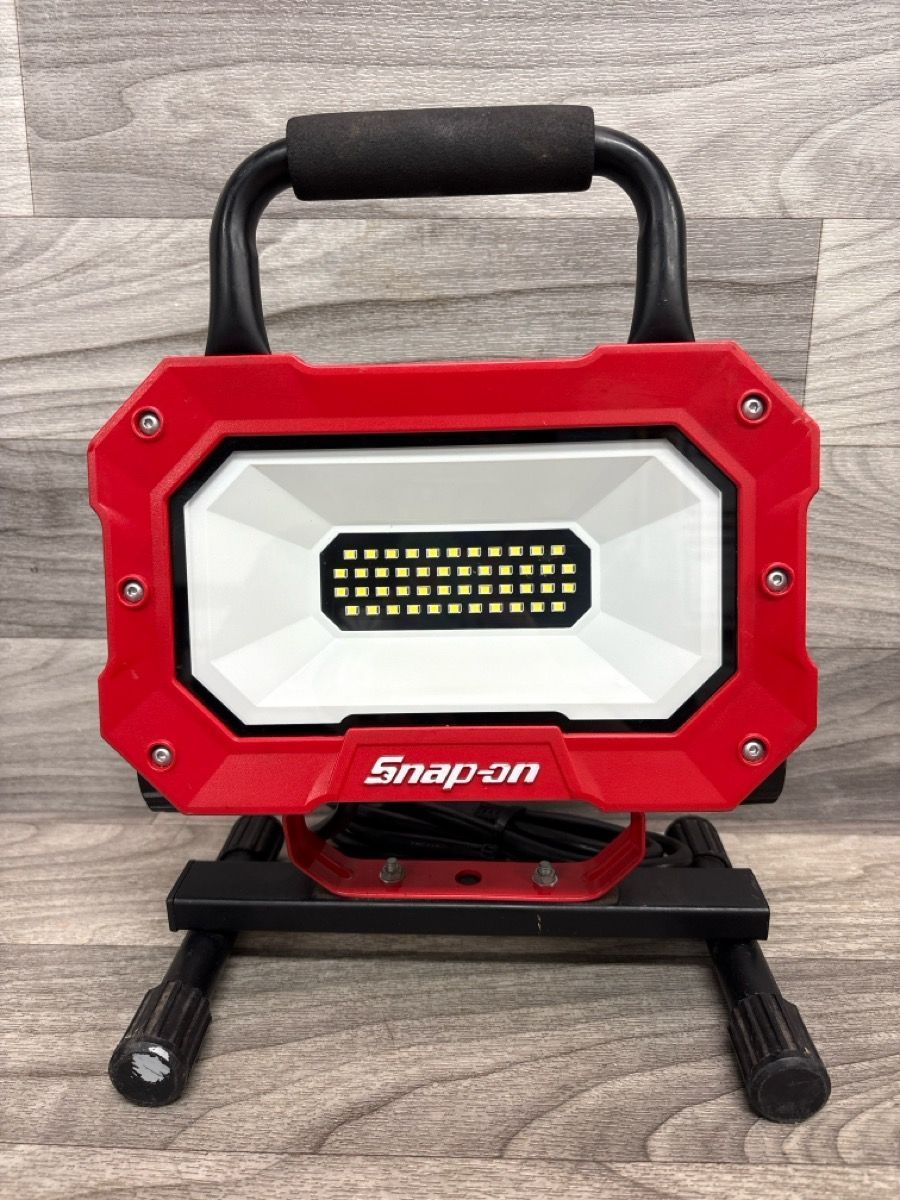 Snap-On LED Worklight Corded Shop Light (A1D025691)