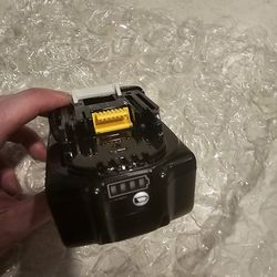 Makita 4.0 18v