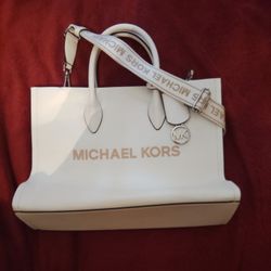 Authentic Michael Kors Purse 