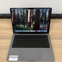 14" MacBook Pro M1 Pro 8 Core 500GB SSD