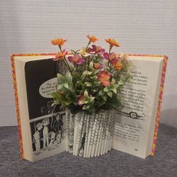 Book Flower Vase - James Patterson