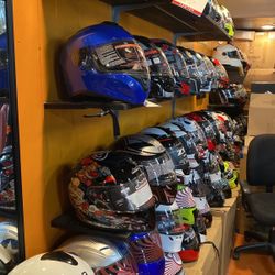 Helmet New Dot Motorcycle Helmets Full Half 3/4 ((All Different Styles ))$60+