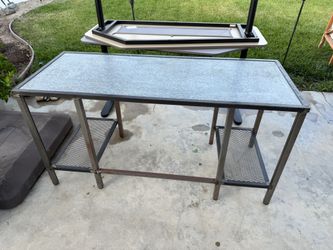 Metal Desk/ Working or Welding Table (Great Condition)