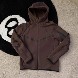 Nike Tech Jacket - Brown