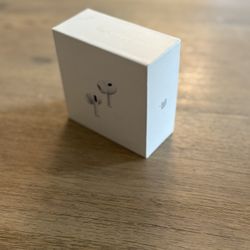Apple AirPods Pro (2nd Generation)