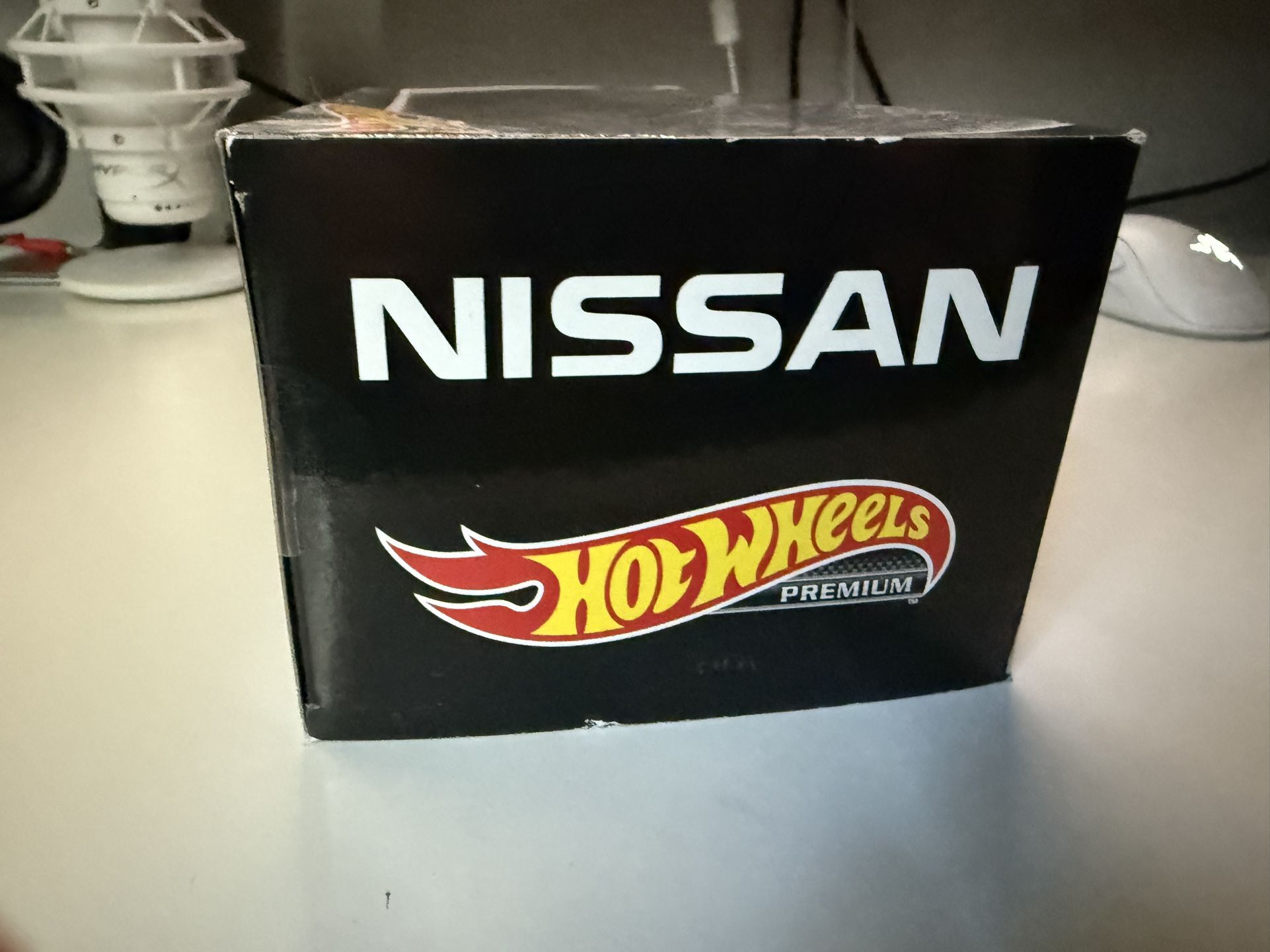 Hot wherls premium Diorama Box Set Nissan Skyline GT R32 R33 R34